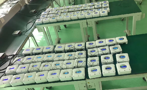 創(chuàng)世電子壓差測(cè)控器24小時(shí)老化測(cè)試進(jìn)行中